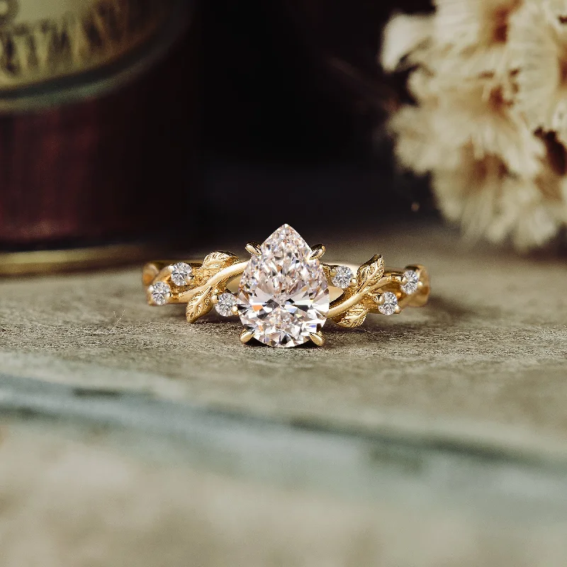 Men's Tanzanite Engagement Rings in Palladium with a Three - Stone ArrangementGemsMagic Lab Grown Diamond Leaf Engagement Ring - Caroline