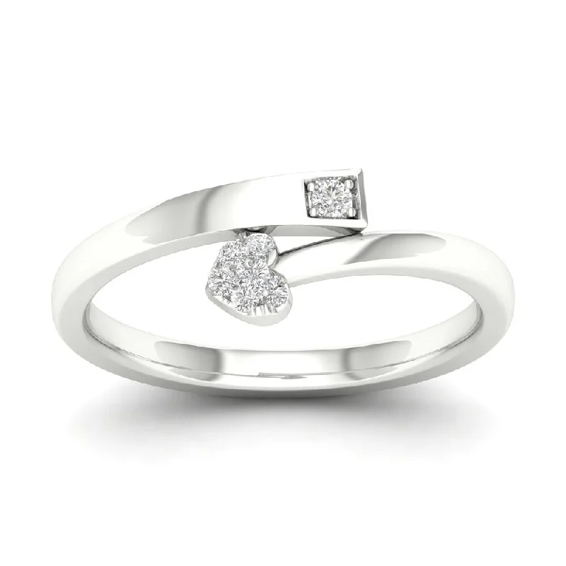 De Couer 10k Gold 1/20ct TDW Diamond Promise Ring