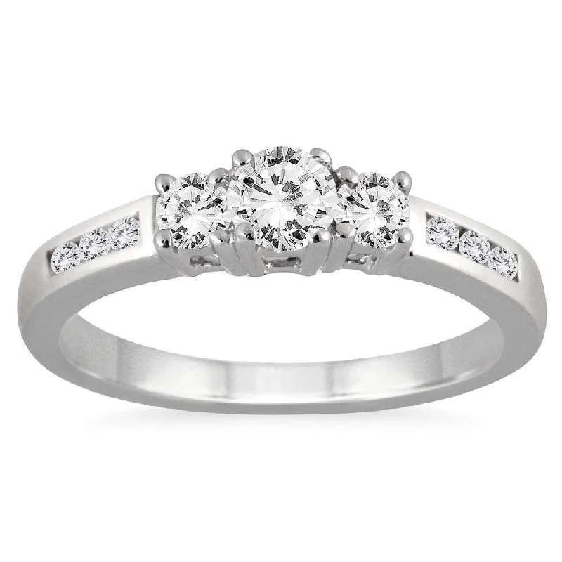 Marquee 10k White Gold 1/2ct TDW White Diamond 3-stone Ring