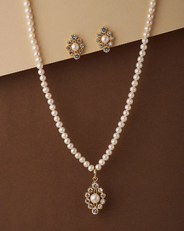 chain necklaces matching earringsTrendy Pearl Necklace Set