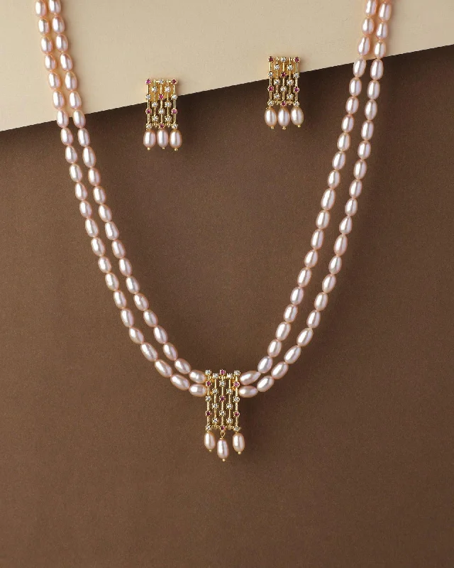 formal wear chain necklacesTrendy Real Pearl Necklace Set