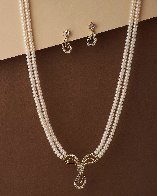 minimalist chain necklaces eleganceVintage Stone Studded Pearl Necklace Set