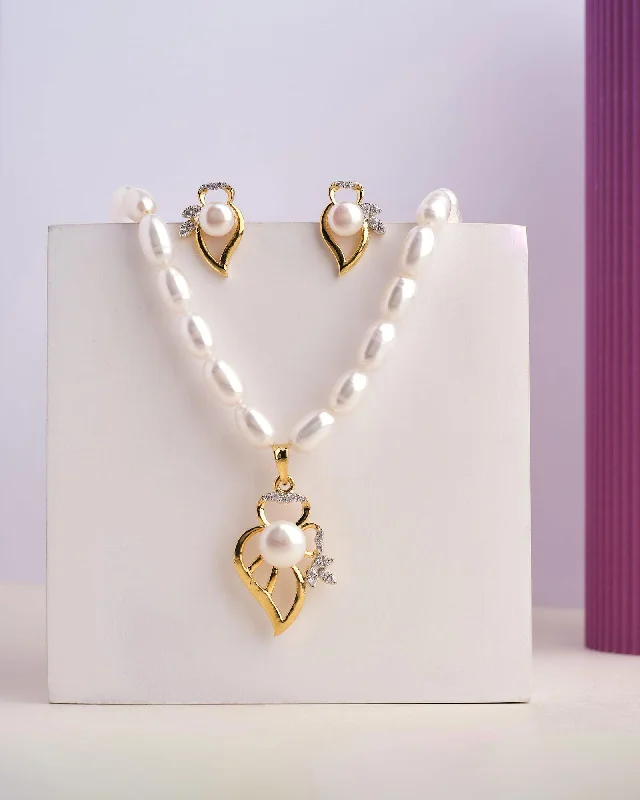 fashion chain necklaces for womenSubtle Minimalism Pearl Necklace Set