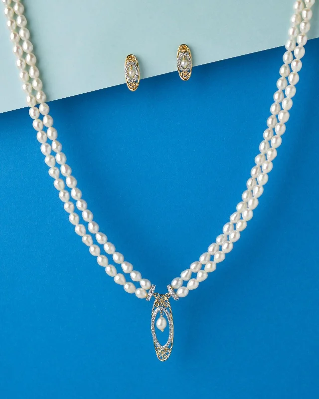 vintage style chain necklacesThe Ebullient  Pearl Necklace Set