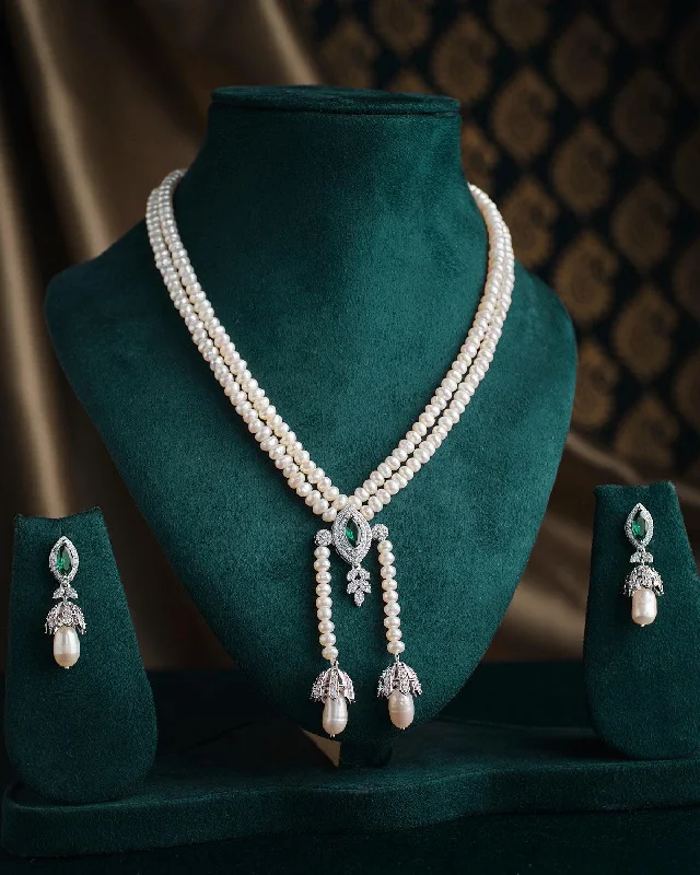 pendant chain necklaces themesThe Kanaka Mridula Pearl Necklace Set