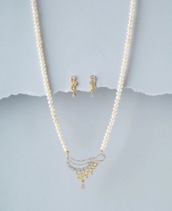 chain necklaces care maintenanceTraditional Pearl Necklace Set