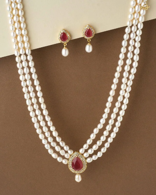 vintage style chain necklacesTraditional Pearl Necklace Set