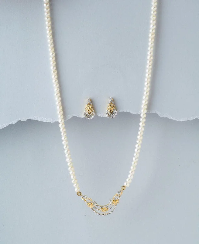 formal wear chain necklacesTrendy Pearl Necklace Set