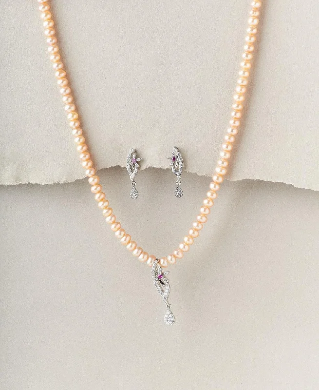 hypoallergenic chain necklacesTrendy Pink Pearl Necklace Set