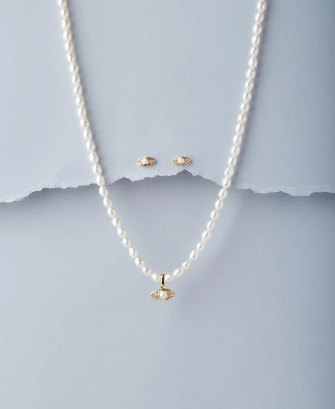 gold plated chain necklacesTrendy Real Pearl Necklace Set