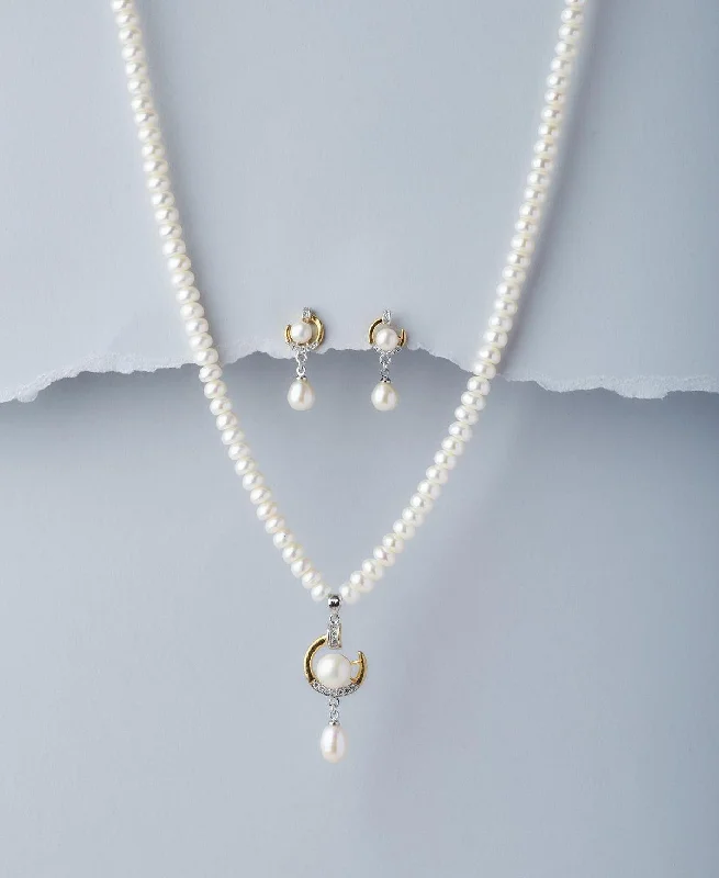 delicate chain necklaces charmTrendy Real Pearl Necklace Set