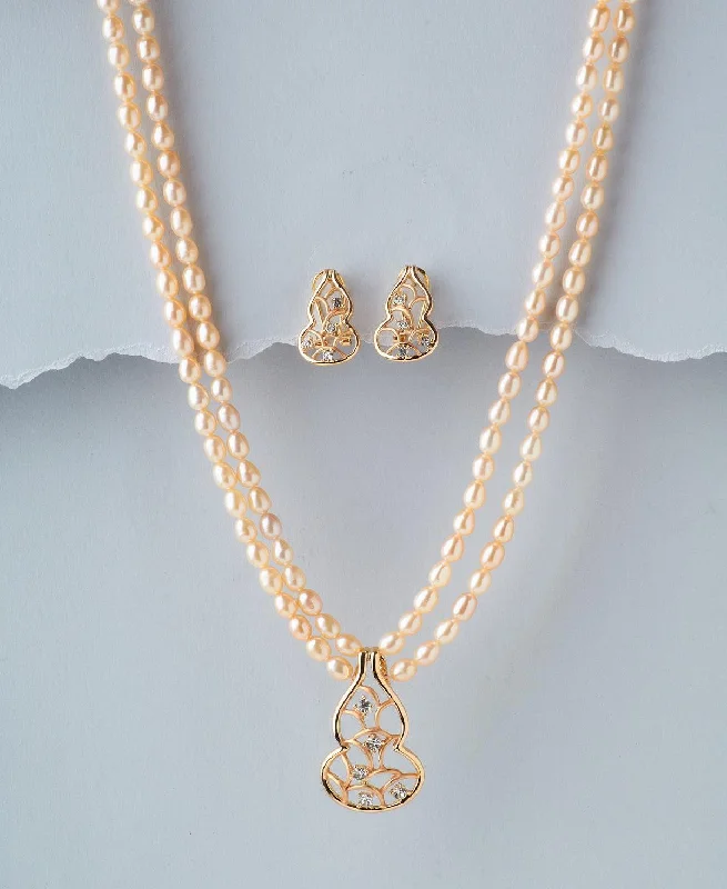 snake chain necklaces textureTrendy Real Pearl Necklace Set