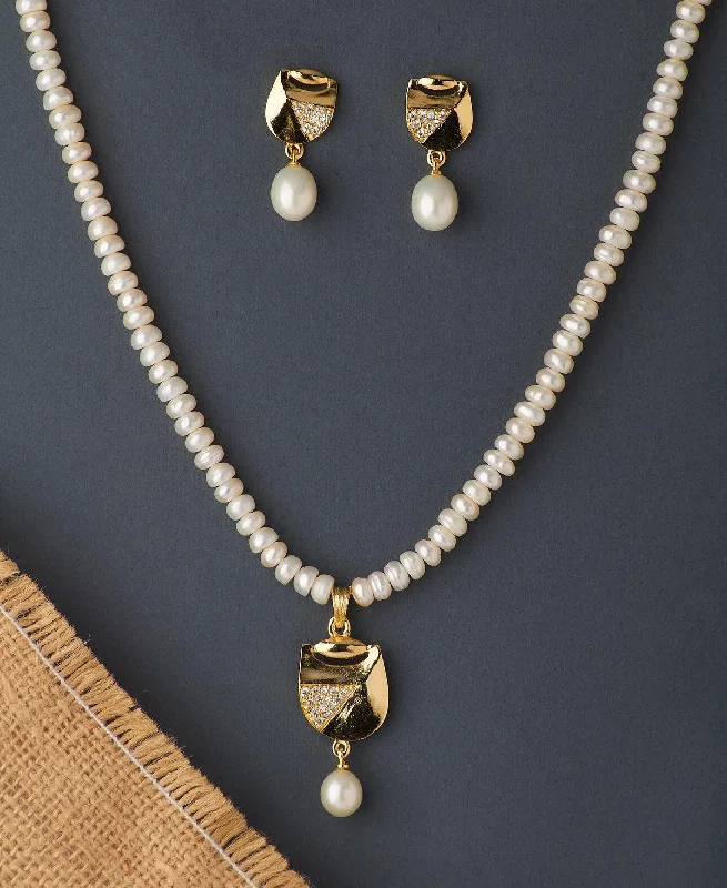 fashion chain necklaces for womenTrendy Real Pearl Necklace Set