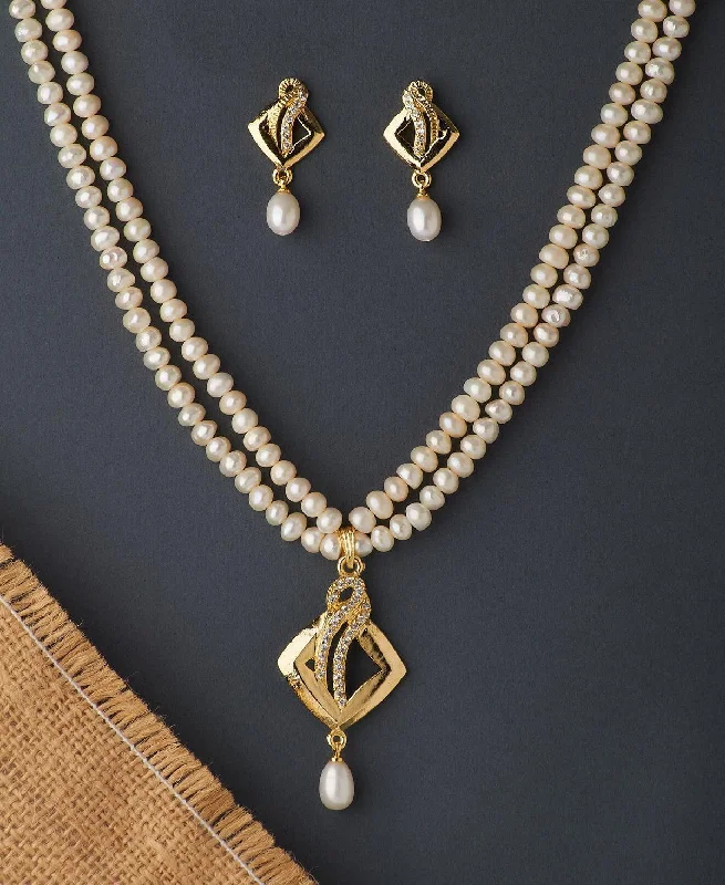 trendy chain necklaces 2025Trendy Real Pearl Necklace Set