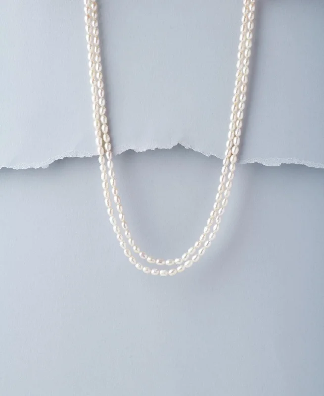 formal wear chain necklacesTrendy White Pearl Necklace