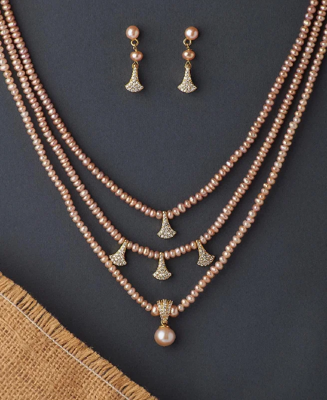 gold plated chain necklacesVintage Stone Studded Pearl Necklace Set